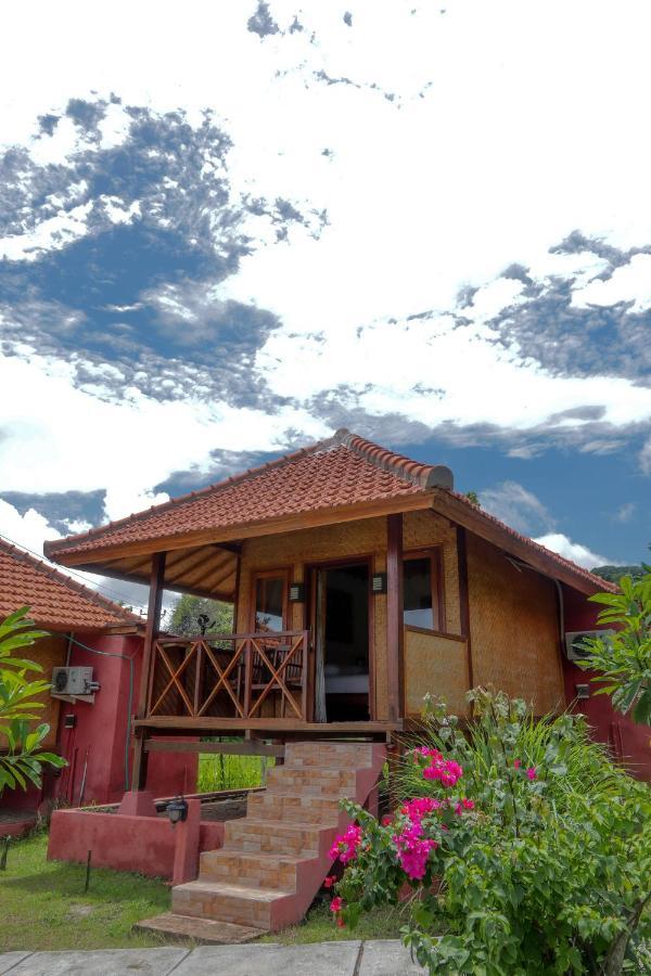 Yut'S Inn Flower Paradise Gili Gede Екстериор снимка
