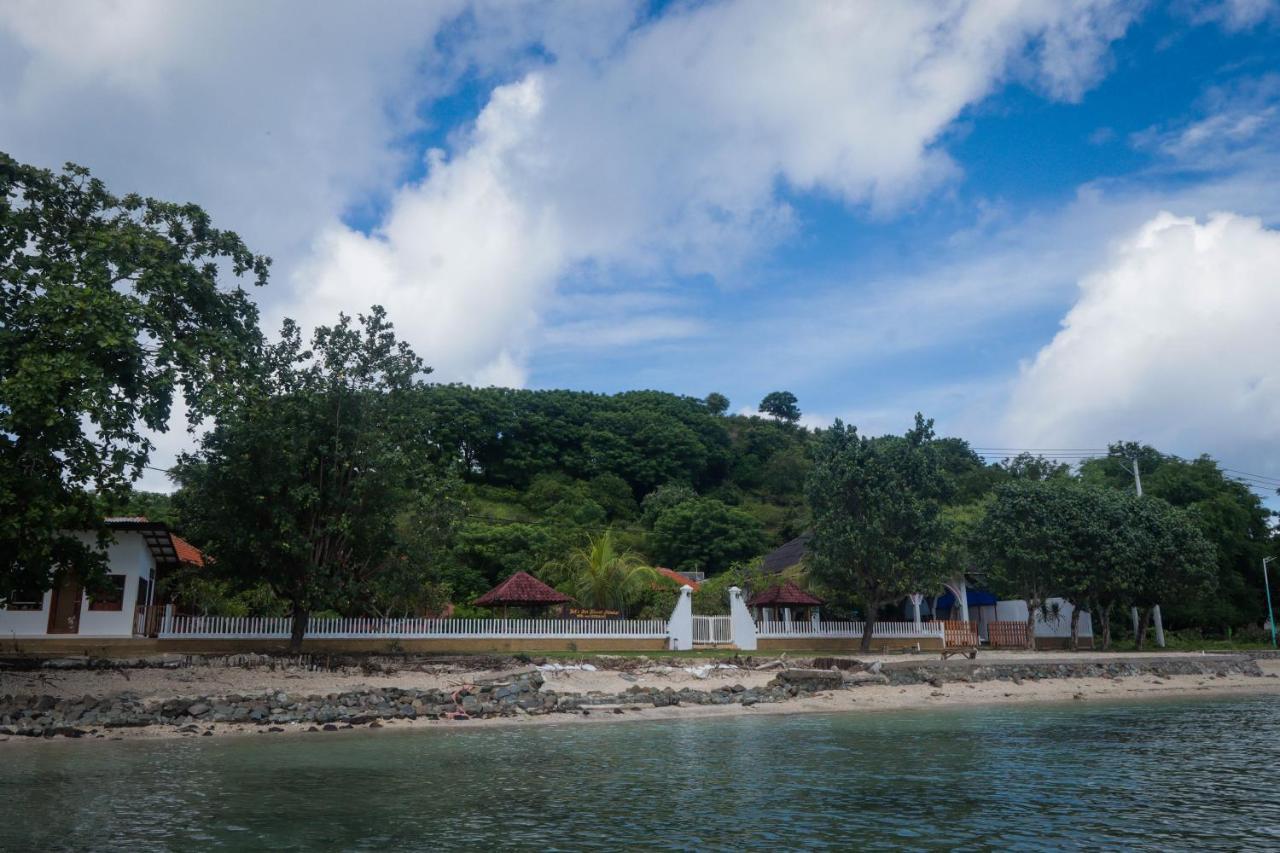 Yut'S Inn Flower Paradise Gili Gede Екстериор снимка