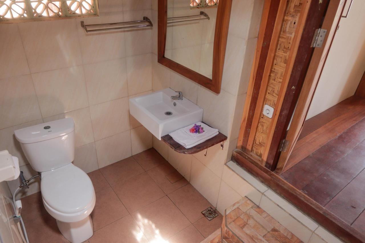 Yut'S Inn Flower Paradise Gili Gede Екстериор снимка