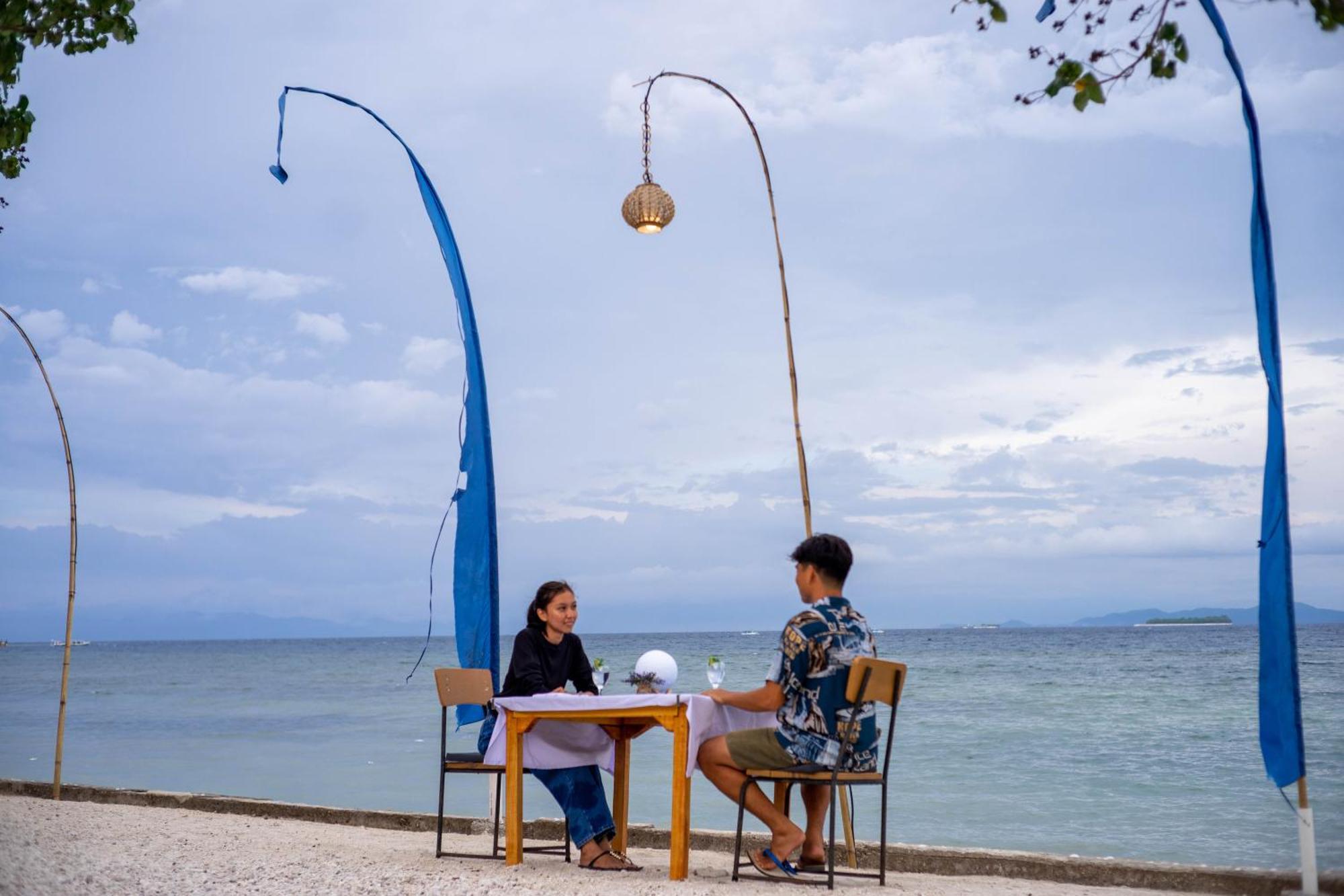 Yut'S Inn Flower Paradise Gili Gede Екстериор снимка