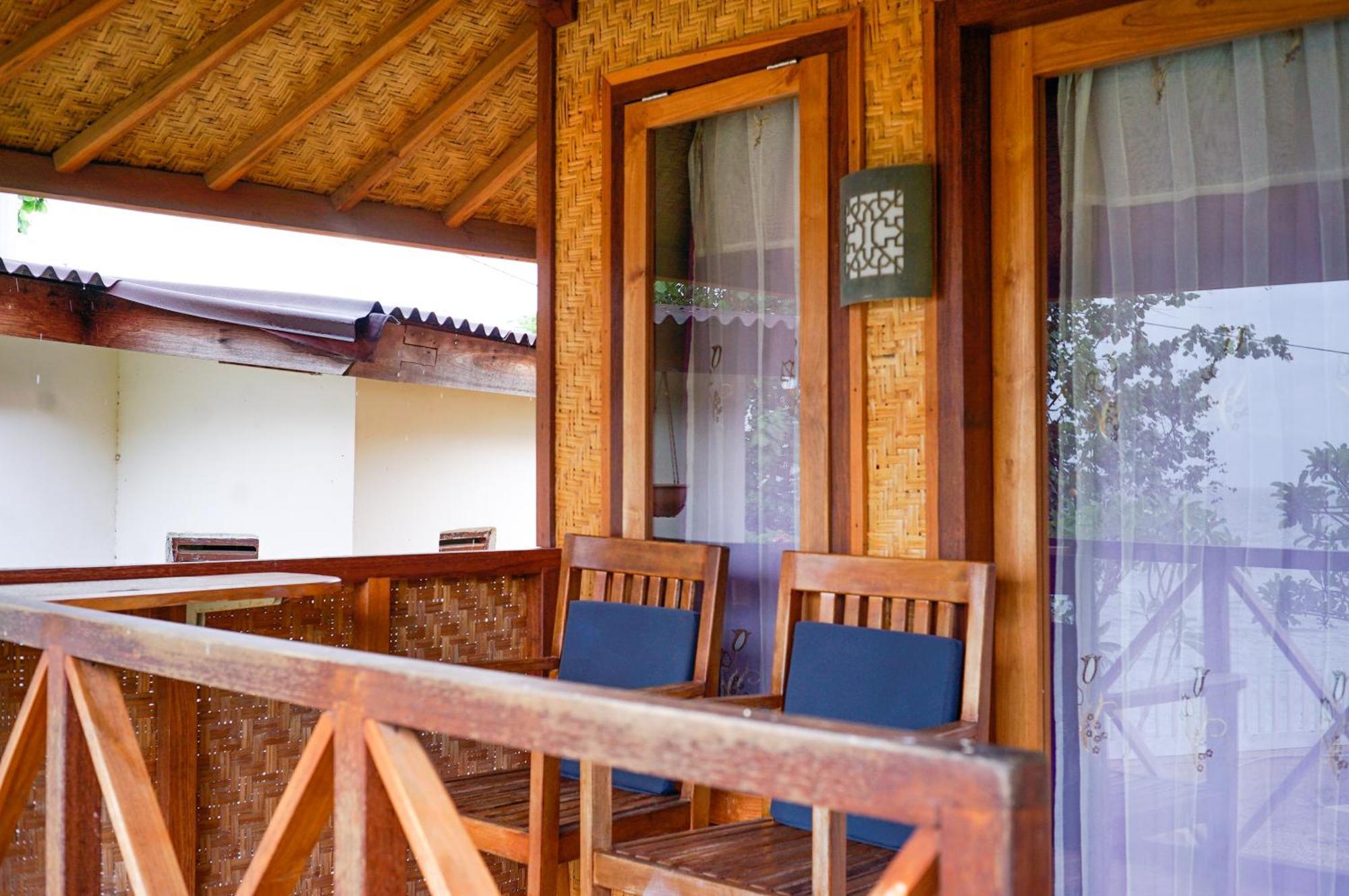 Yut'S Inn Flower Paradise Gili Gede Екстериор снимка