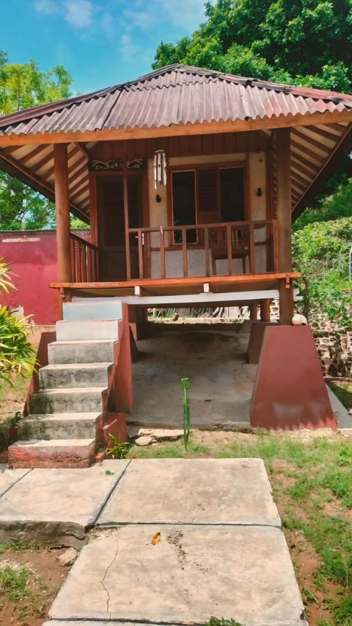 Yut'S Inn Flower Paradise Gili Gede Екстериор снимка